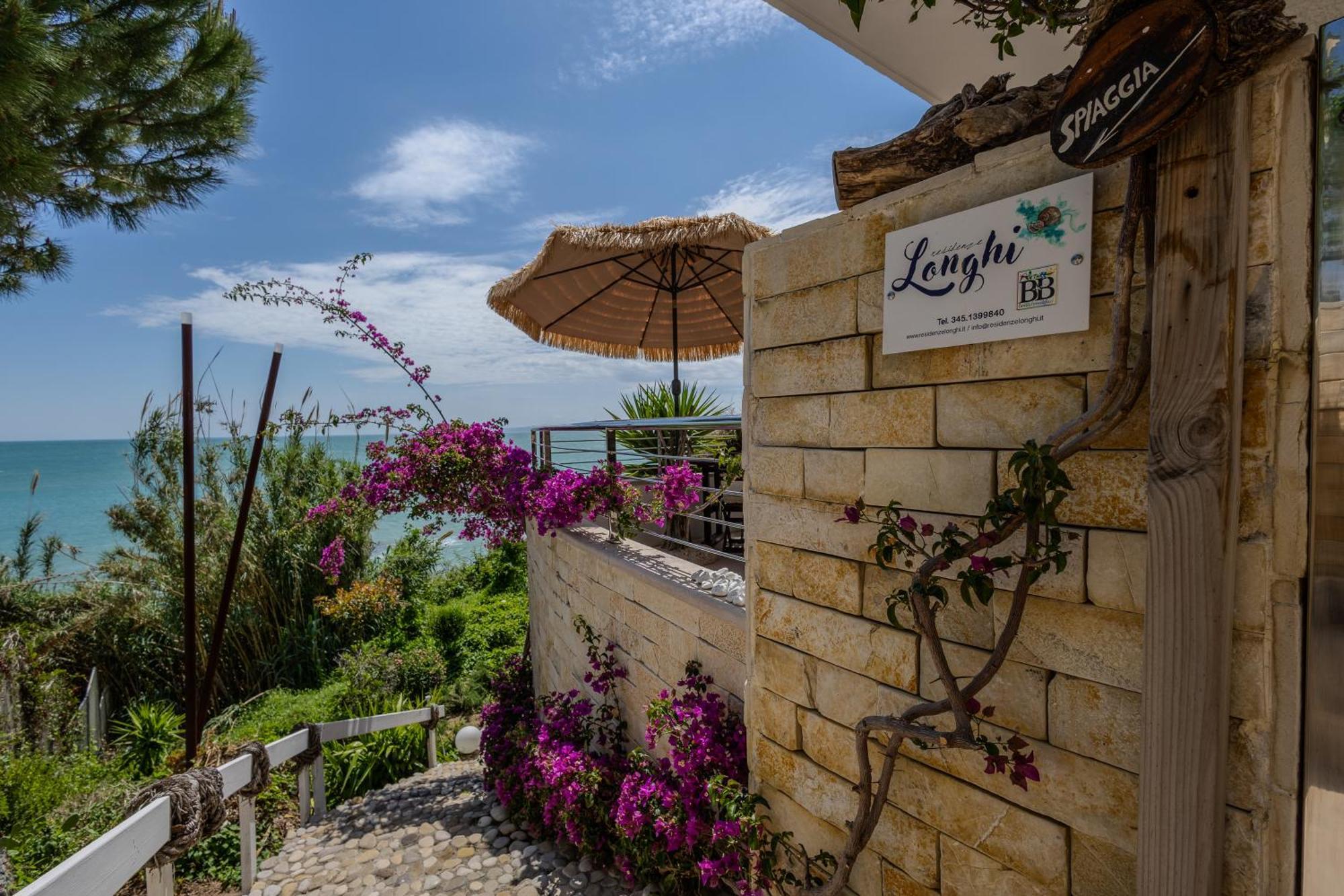 Residenze Longhi Bed & Breakfast Vasto Exterior photo