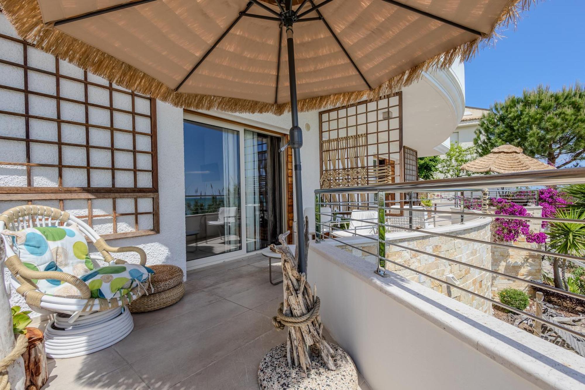 Residenze Longhi Bed & Breakfast Vasto Exterior photo